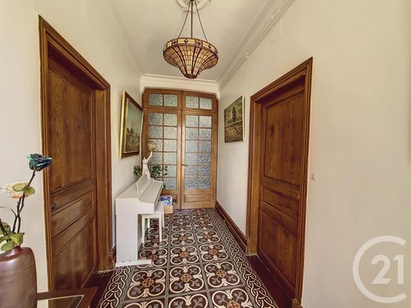 Maison à vendre  11 pièces - 332 m2 MARANS - 17