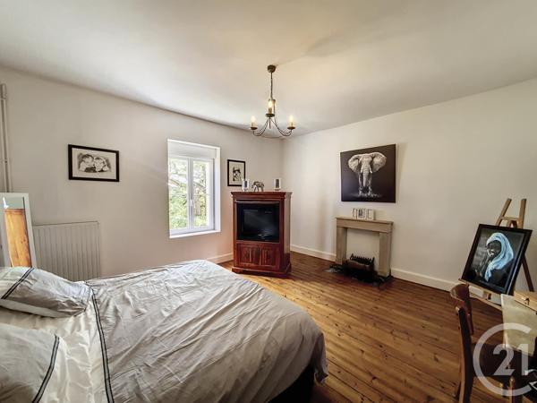 Maison à vendre  11 pièces - 332 m2 MARANS - 17