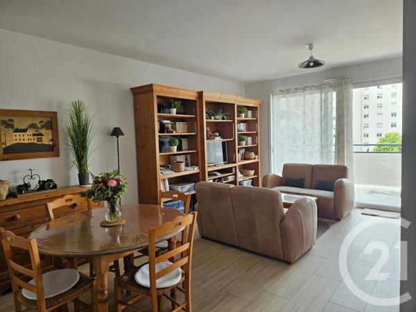 Appartement T3 à vendre  3 pièces - 72,30 m 2   BESANCON  - 25