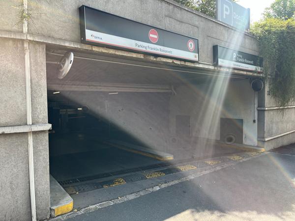 Parking / box Suresnes