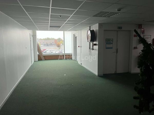 BUREAUX à LOUER de 1000 m²