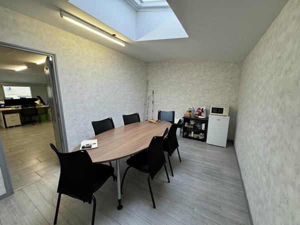 JOUE-LES-TOURS BUREAUX A LOUER 54 M² FACILITE DE STATIONNEMENT PROXIMITE A10