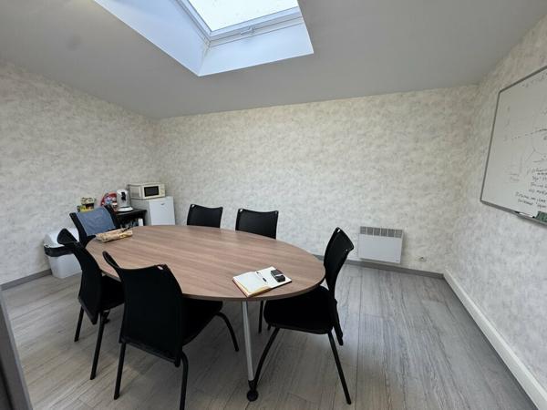 JOUE-LES-TOURS BUREAUX A LOUER 54 M² FACILITE DE STATIONNEMENT PROXIMITE A10