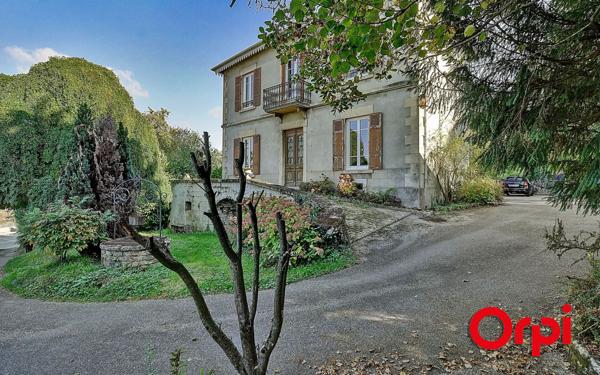 Maison à vendre    5 pièces • 160 m2 Maubec