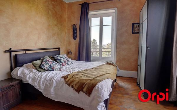 Maison à vendre    5 pièces • 160 m2 Maubec