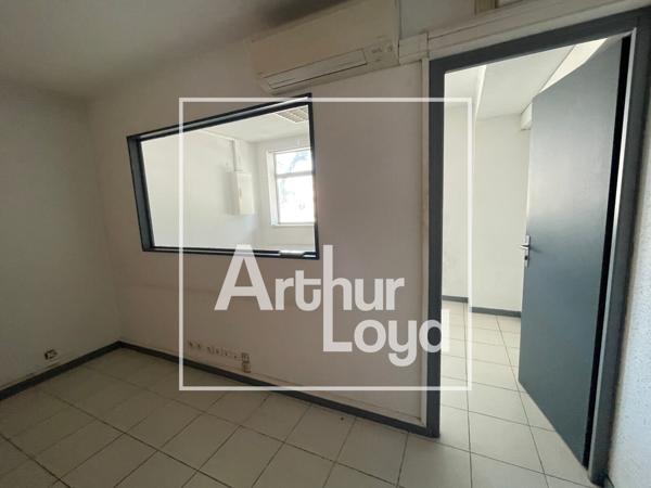 BUREAUX A LOUER - MONTPELLIER CENTRE-VILLE - PROXIMITE IMMEDIATE TRAMWAY LIGNE 5