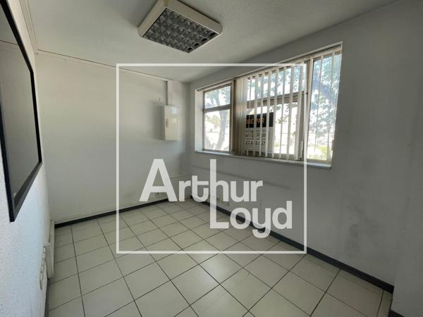 BUREAUX A LOUER - MONTPELLIER CENTRE-VILLE - PROXIMITE IMMEDIATE TRAMWAY LIGNE 5