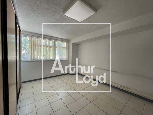 BUREAUX A LOUER - MONTPELLIER CENTRE-VILLE - PROXIMITE IMMEDIATE TRAMWAY LIGNE 5