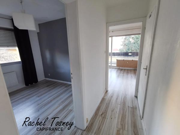 Belfort hyper-centre – Appartement T2 avec terrasse et balcon, un cocon rare au calme avec parking !