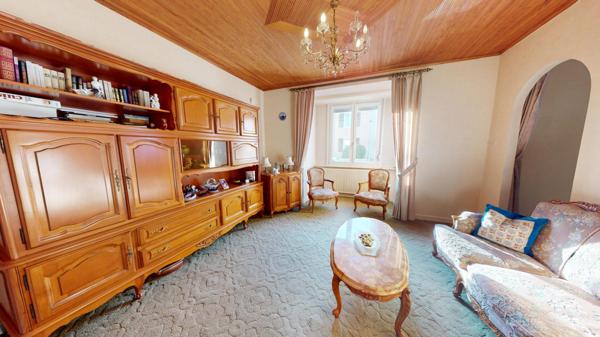 Maison familiale 6 pièces – 115 m² avec jardin et garage – Mulhouse secteur résidentiel