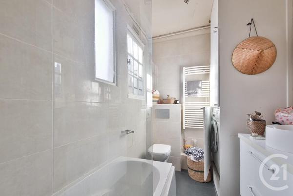 Appartement F3 à vendre  3 pièces - 54,66 m2 PARIS - 75017