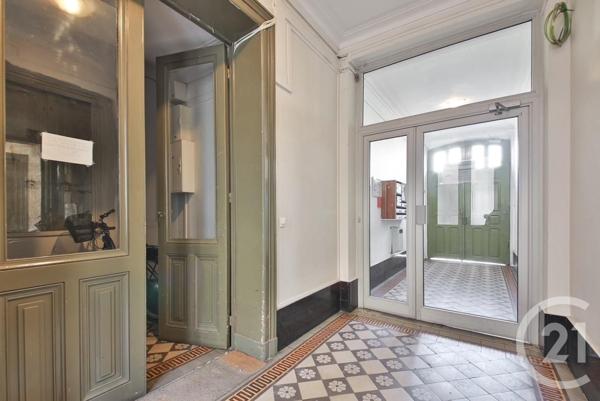 Appartement F3 à vendre  3 pièces - 54,66 m2 PARIS - 75017