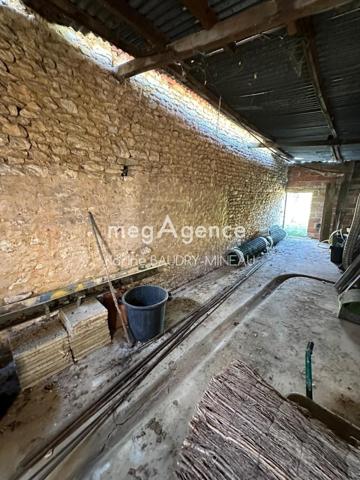 Terrain à SAINT-GEORGES-LES-BAILLARGEAUX, 86130 - 746m²