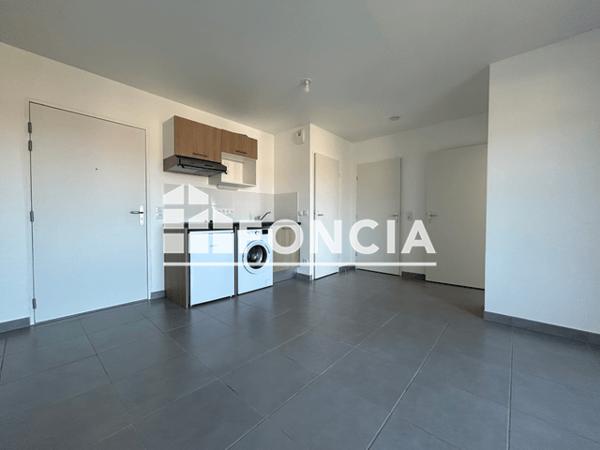 Location Appartement 2 pièces 40.95 m² - 1 BIS RUE GEORGES CLEMENCEAU Grand Couronne 76530
