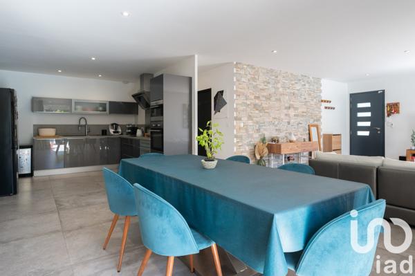 Maison à vendre 7 pièces 170 m² Cuers