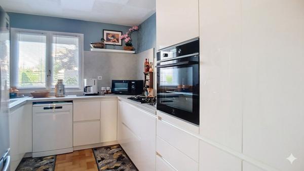 Maison 5 pièces à Châteauneuf de 97 m2 sur une parcelle de 407 m2