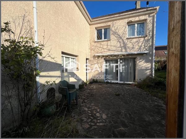 MAISON CENTRE VILLE 232 M2 UTILE+ TERRAIN DE 596 M2