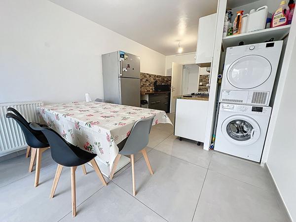 Valence Victor Hugo Sud Appartement 5 pieces 93.97 m2 utiles dernier etage 2 balcons et cave