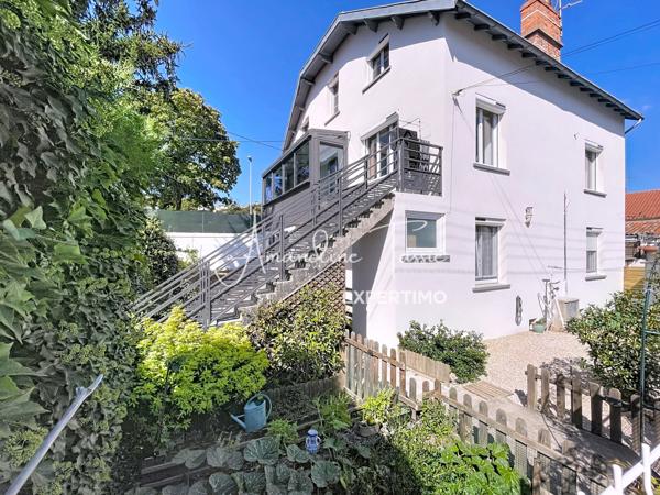 Millau (12100) Rez-de-villa rénové avec jardin et place de parking