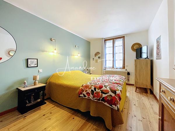 Millau (12100) Rez-de-villa rénové avec jardin et place de parking