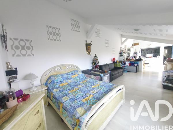 Maison à vendre 8 pièces 250 m² Villaines-la-Juhel