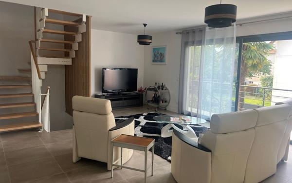 Maison à vendre    7 pièces • 160 m2 Chennevières-sur-Marne