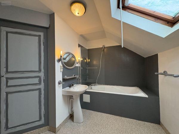 Maison de ville à vendre à Argenton-sur-Creuse dans l'Indre (36200), ref : 037/2660