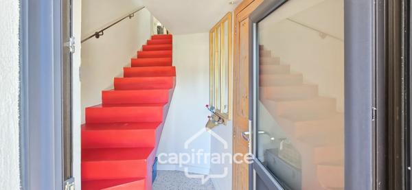 Maison à vendre 5 pièces SOLLIES VILLE (83)