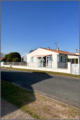 DOLUS d’Oléron maison 4 chambres terrain 560m2