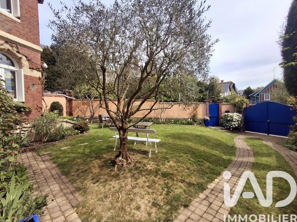 Maison à vendre 6 pièces 181 m² Mont-Saint-Aignan