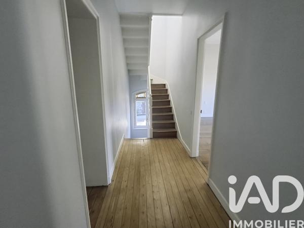 Maison à vendre 6 pièces 181 m² Mont-Saint-Aignan