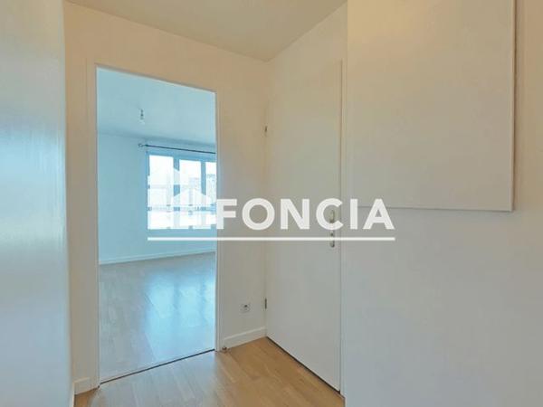 Location Appartement 2 pièces 46.77 m² - 76 AVENUE A. BRIAND Les Pavillons Sous Bois 93320
