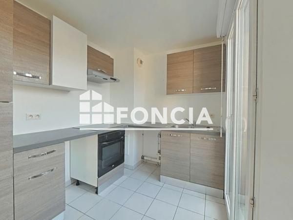 Location Appartement 2 pièces 46.77 m² - 76 AVENUE A. BRIAND Les Pavillons Sous Bois 93320