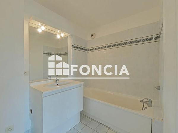 Location Appartement 2 pièces 46.77 m² - 76 AVENUE A. BRIAND Les Pavillons Sous Bois 93320