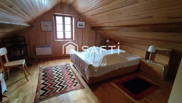 Maison 8 pièces à double entrée avec belles prestations