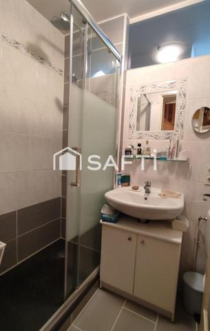 Maison 8 pièces à double entrée avec belles prestations