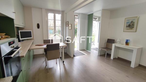 Maison 8 pièces à double entrée avec belles prestations