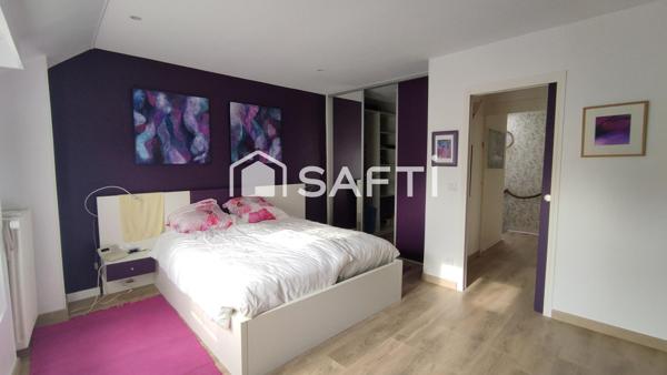 Maison 8 pièces à double entrée avec belles prestations