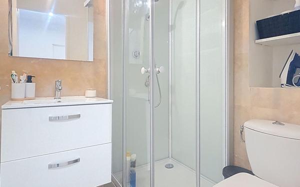 Appartement à vendre    2 pièces • 30 m2 Nice