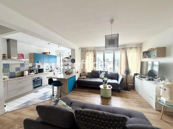 Appartement
         2 pièces
        - 50 m² 193 000 € *