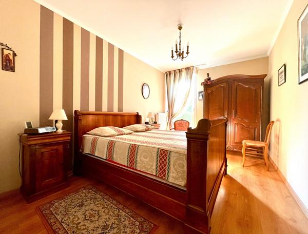 Appartement DIJON 5 Pièces 129 m² - Rez-de-jardin - Quartier Carrières Bacquin