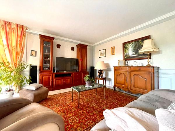 Appartement DIJON 5 Pièces 129 m² - Rez-de-jardin - Quartier Carrières Bacquin
