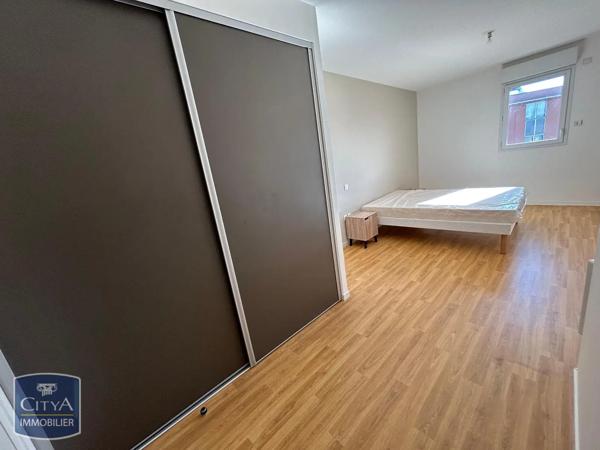 Appartement à louer 2 pièces 54.65m² Le Mans (72000)