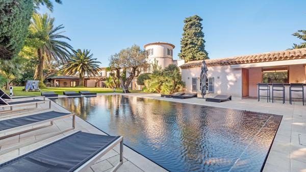 Vente Bastide Saint-Tropez 9 Pièces 320 m²