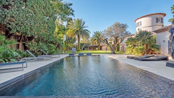 Vente Bastide Saint-Tropez 9 Pièces 320 m²
