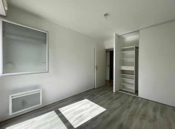 Appartement
         3 pièces
        - 67 m² 179 760 € *