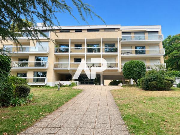 Appartement à Montmorency 3 pièces 71m2 Loyer 1 400 €/mois charges comprises **  - Référence  1697