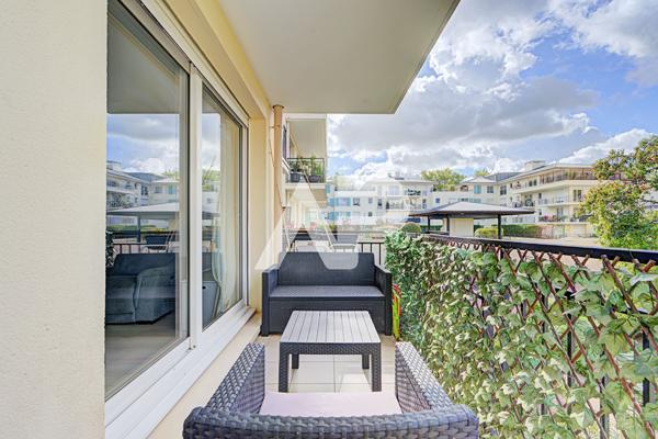 Appartement Rueil Malmaison 3 pièce(s) 72.9 m2 579 000 € **  - Référence  18458