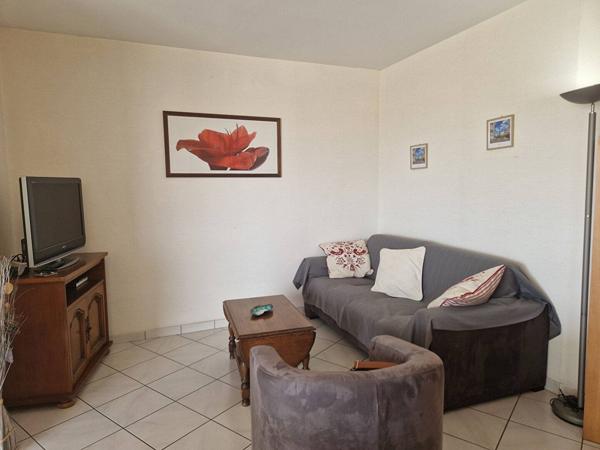 APPARTEMENT à VAUX SUR MER
