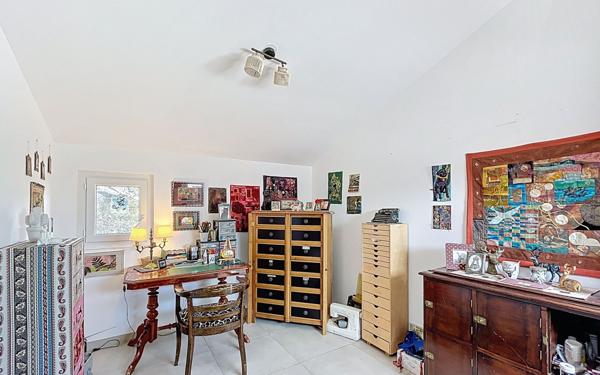 Appartement à vendre    4 pièces • 104 m2 Antibes